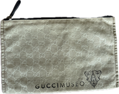 RARE Limited Edition GUCCI MUSEO GG Canvas Zip Pouch Clutch
