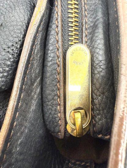 Louis Vuitton Mahina XS Perforated Leather Hobo Bag – Black (Noir)