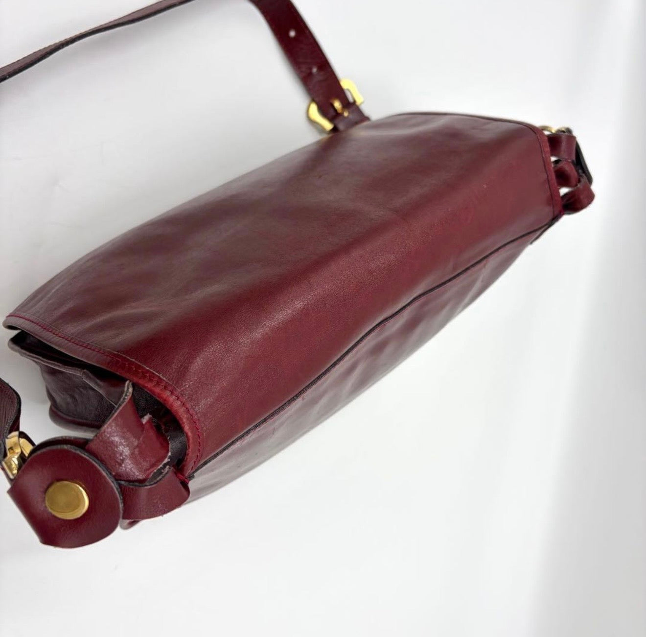 : Vintage Must de Cartier Burgundy Leather Saddle Flap Bag