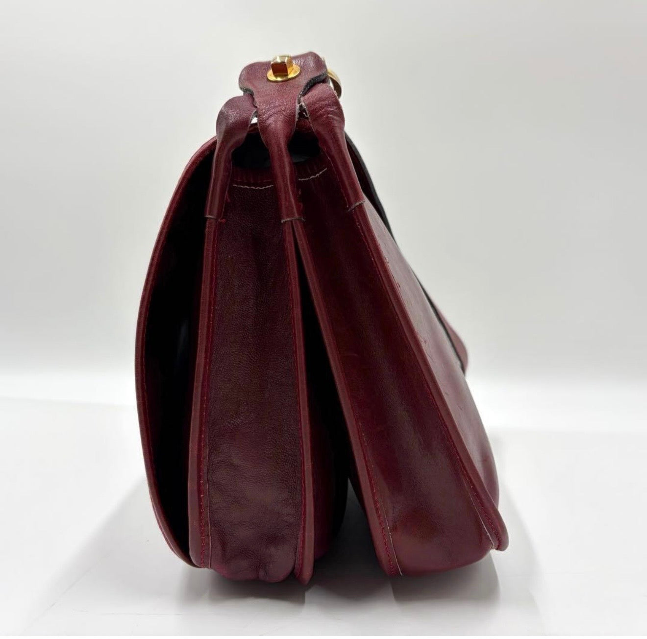 : Vintage Must de Cartier Burgundy Leather Saddle Flap Bag