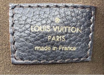 Louis Vuitton Mahina XS Perforated Leather Hobo Bag – Black (Noir)