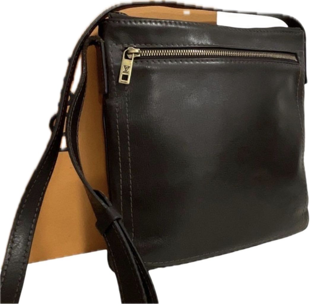 Vintage Louis Vuitton Utah Pochette Shawnee Crossbody Bag - Café Brown