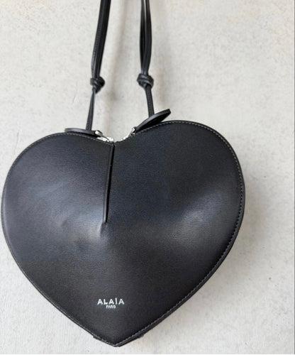Authentic ALAÏA Black Leather Le Coeur Heart Shoulder Bag Excellent Condition