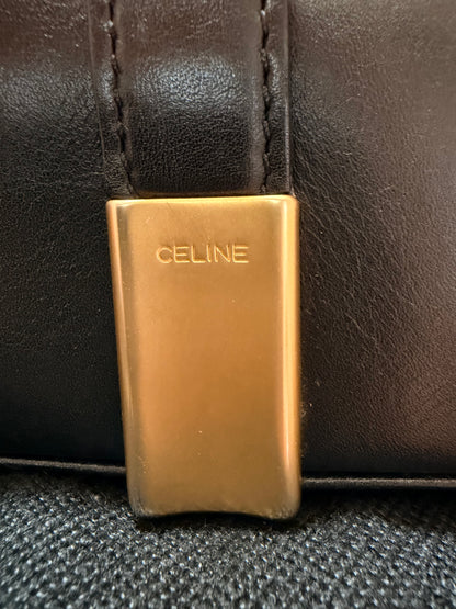 Clasic Atemporal: Céline Vintage Leather Bag