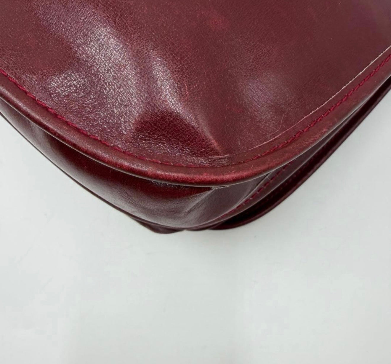 : Vintage Must de Cartier Burgundy Leather Saddle Flap Bag
