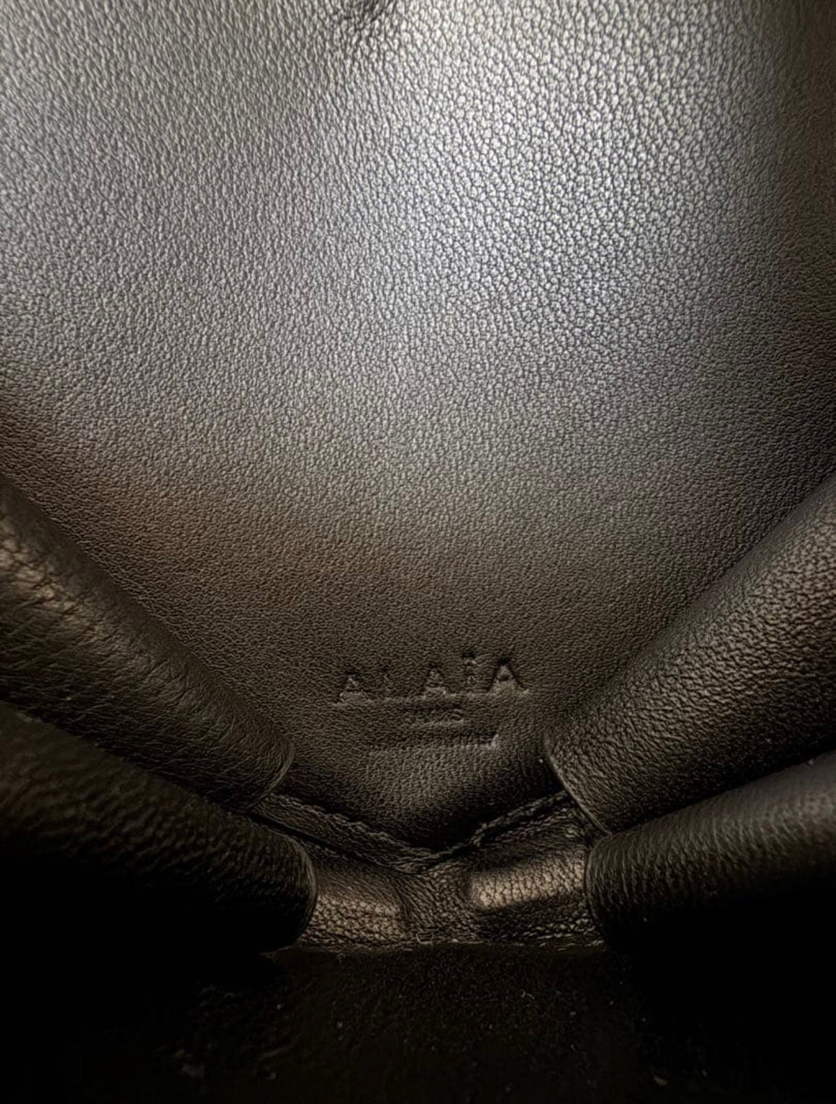 Authentic ALAÏA Black Leather Le Coeur Heart Shoulder Bag Excellent Condition