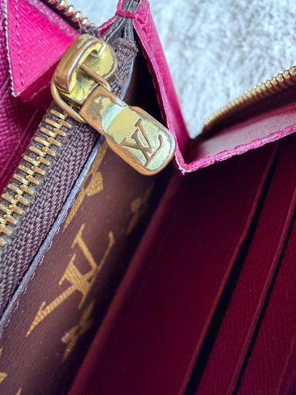 Louis Vuitton Monogram Zippy Wallet with Original Box & Dust Bag