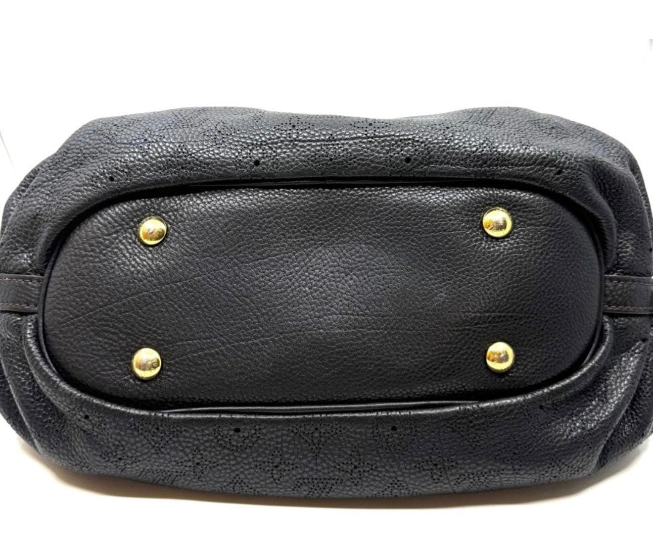 Louis Vuitton Mahina XS Perforated Leather Hobo Bag – Black (Noir)