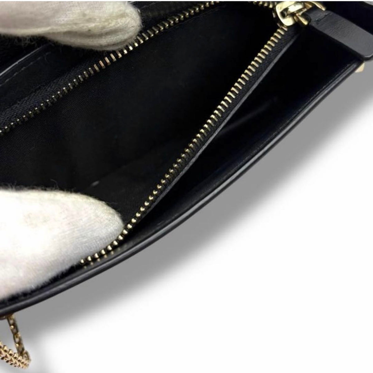 Valentino Garavani Rockstud Chain Shoulder Bag