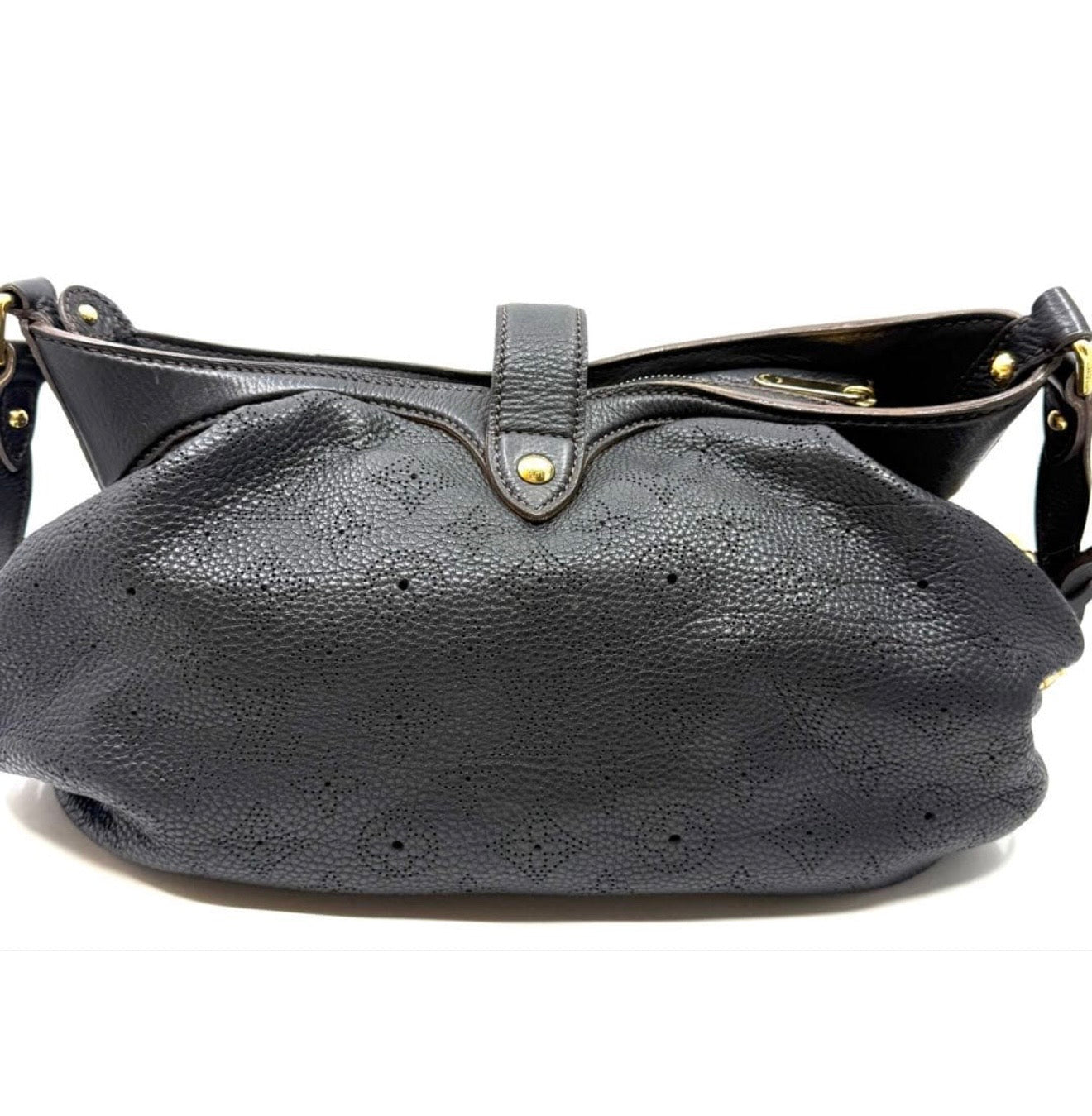 Louis Vuitton Mahina XS Perforated Leather Hobo Bag – Black (Noir)