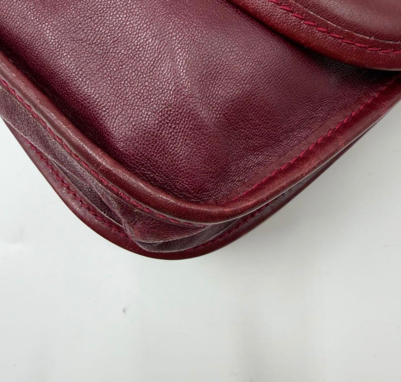 : Vintage Must de Cartier Burgundy Leather Saddle Flap Bag